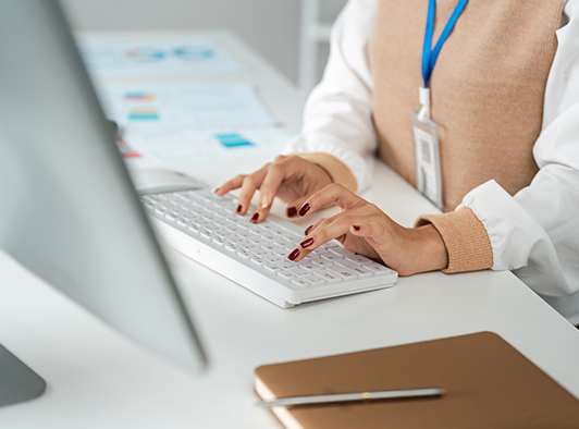 Blefaritis: Inflamación del Párpado – Qué es, Síntomas, Causas, Prevención y Tratamiento